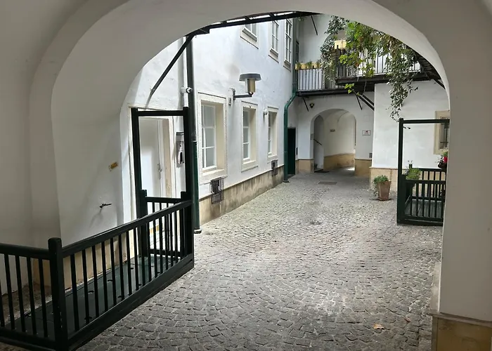 Hideaways - Your Boutique In Historic Old Town Wenen