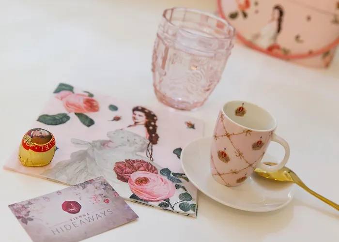 Hideaways - Your Boutique In Historic Old Town Wenen