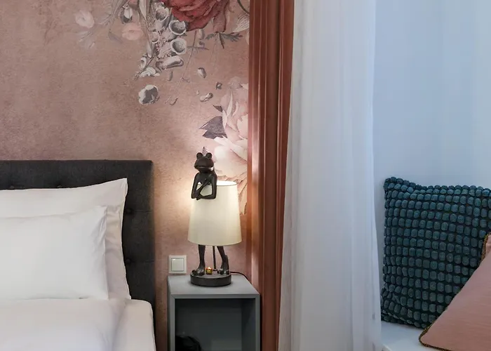 Hideaways - Your Boutique In Historic Old Town Вена